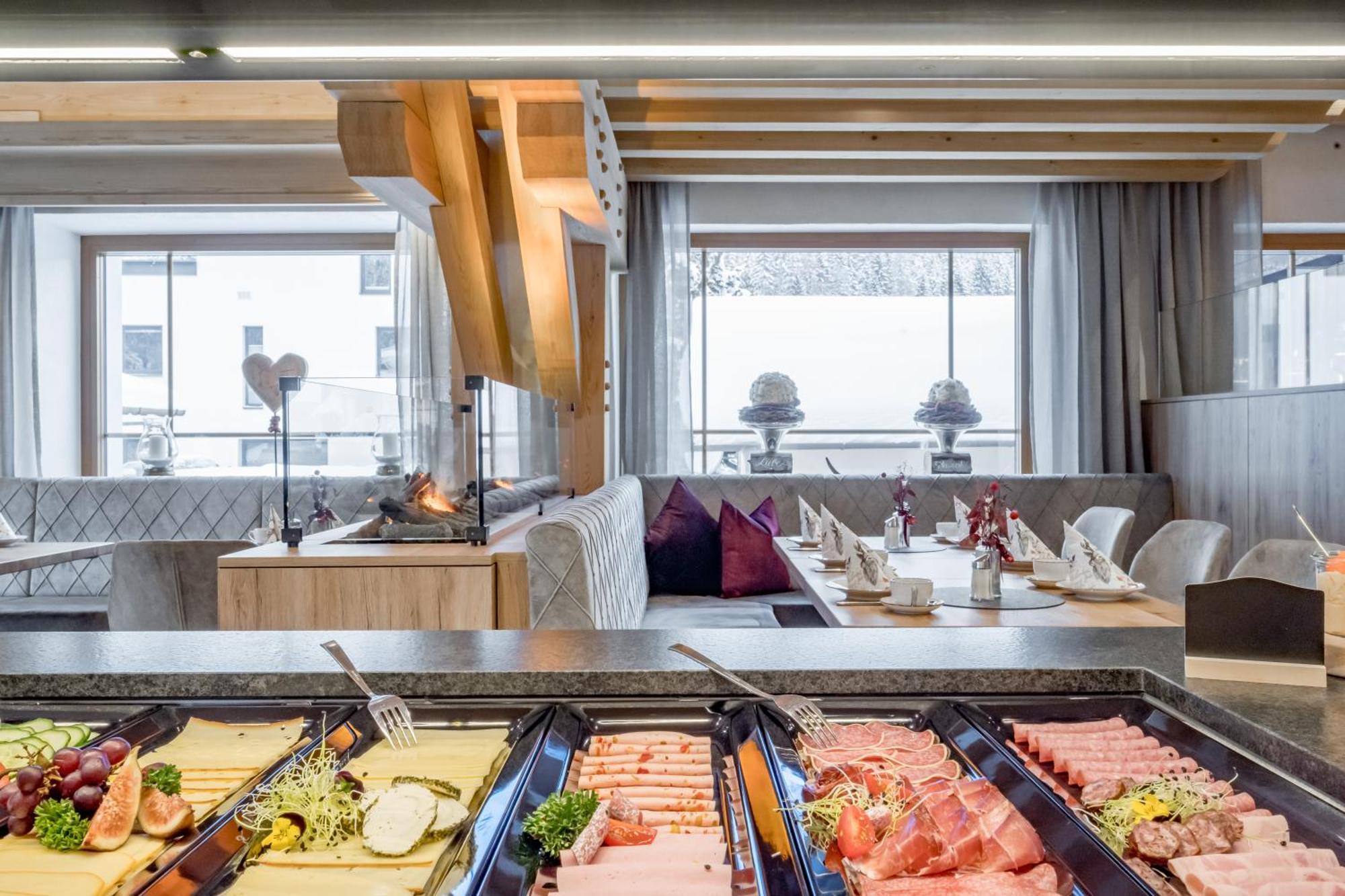 Hotel Jaegerhof كاونرتال المظهر الخارجي الصورة